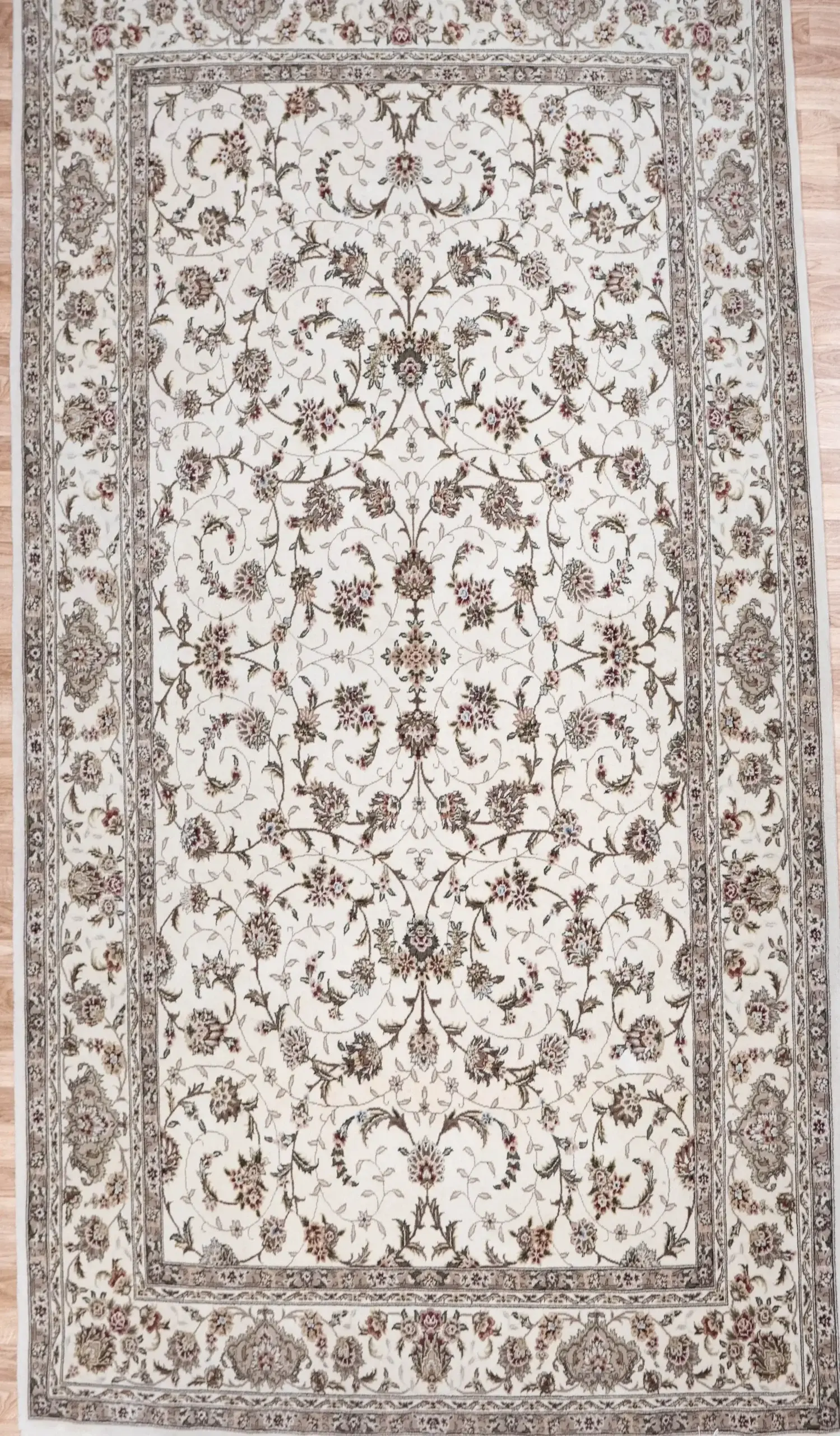 Tabriz Wool Rug 6.0 x 9.0