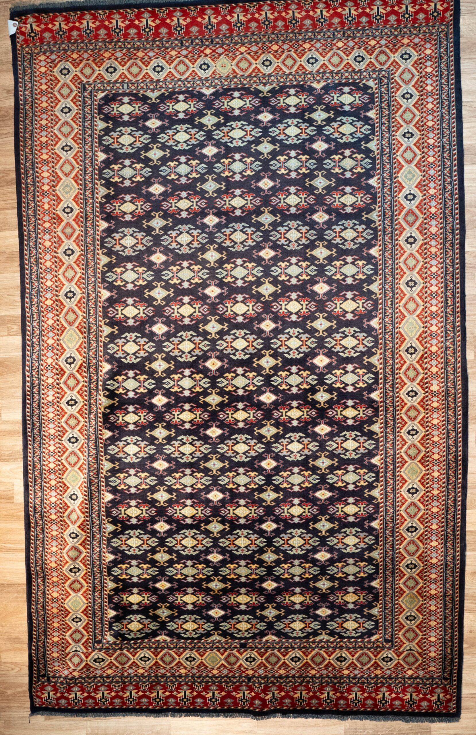 Turkmen Wool Pile Rug 5'x7.5'