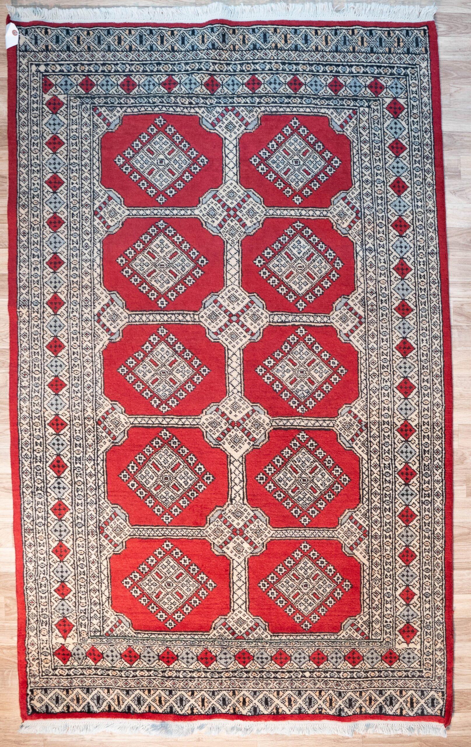 Bokhara Wool Rug 4.1'x6.1'