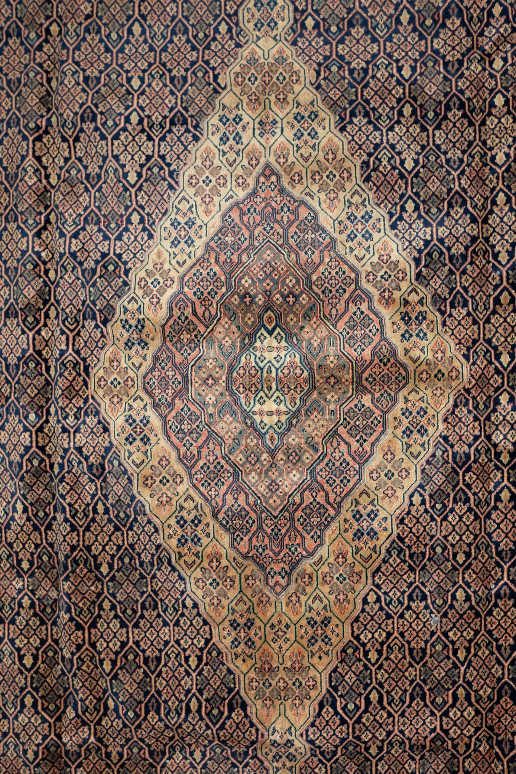 Hamadan Wool Rug 18.4x11.8