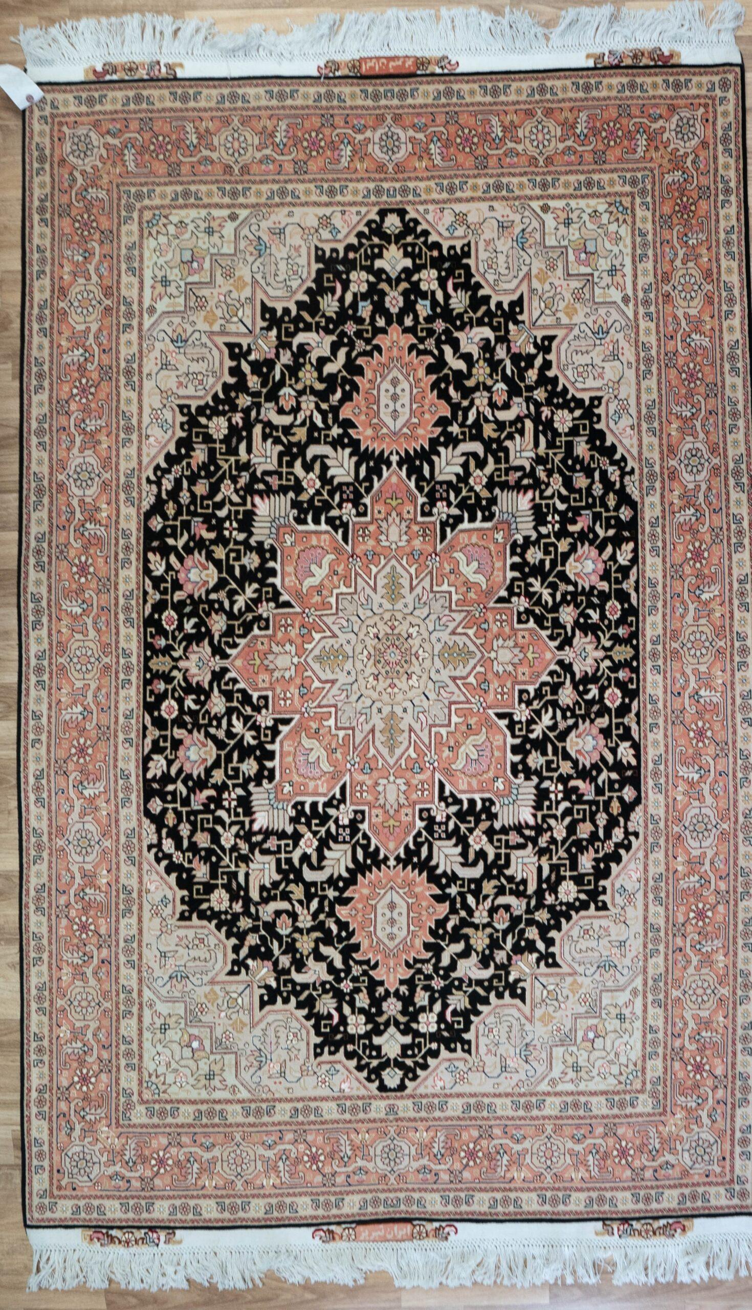 Tabriz Wool Silk Rug 5'x7'