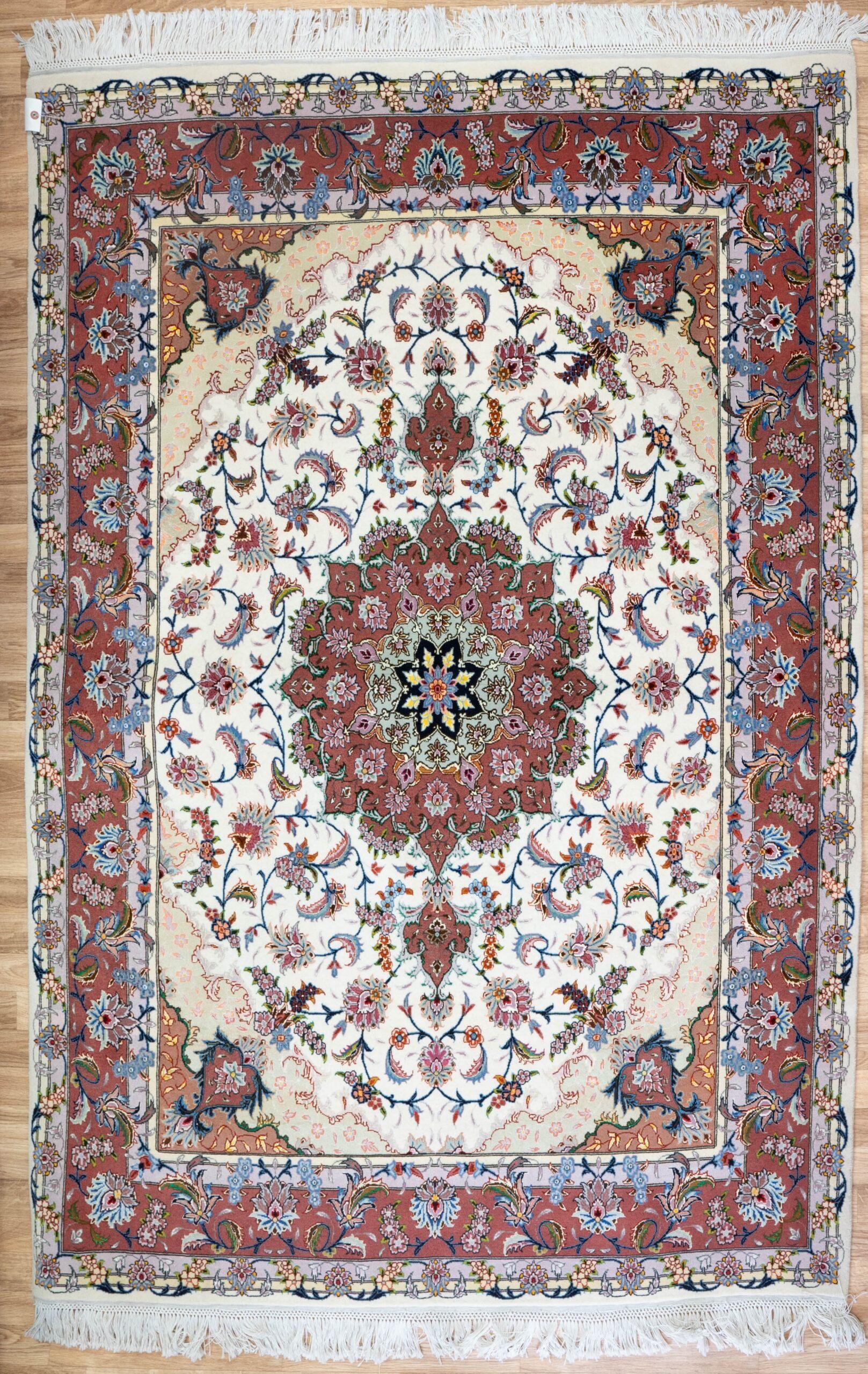 Tabriz Wool Silk Rug 5'x7'