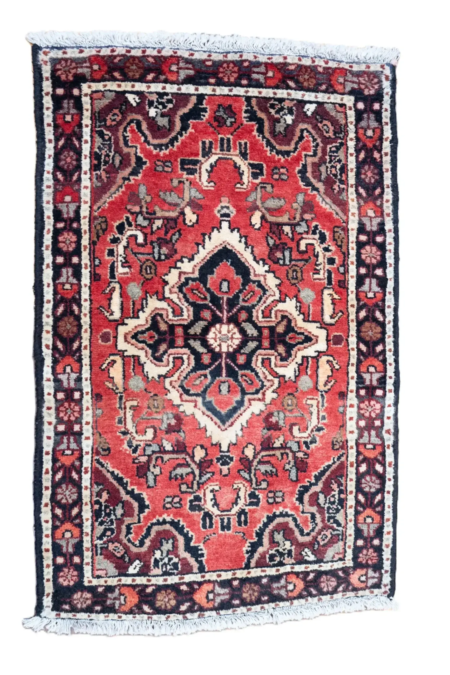 Hamdan Rug 2.2 × 3.4
