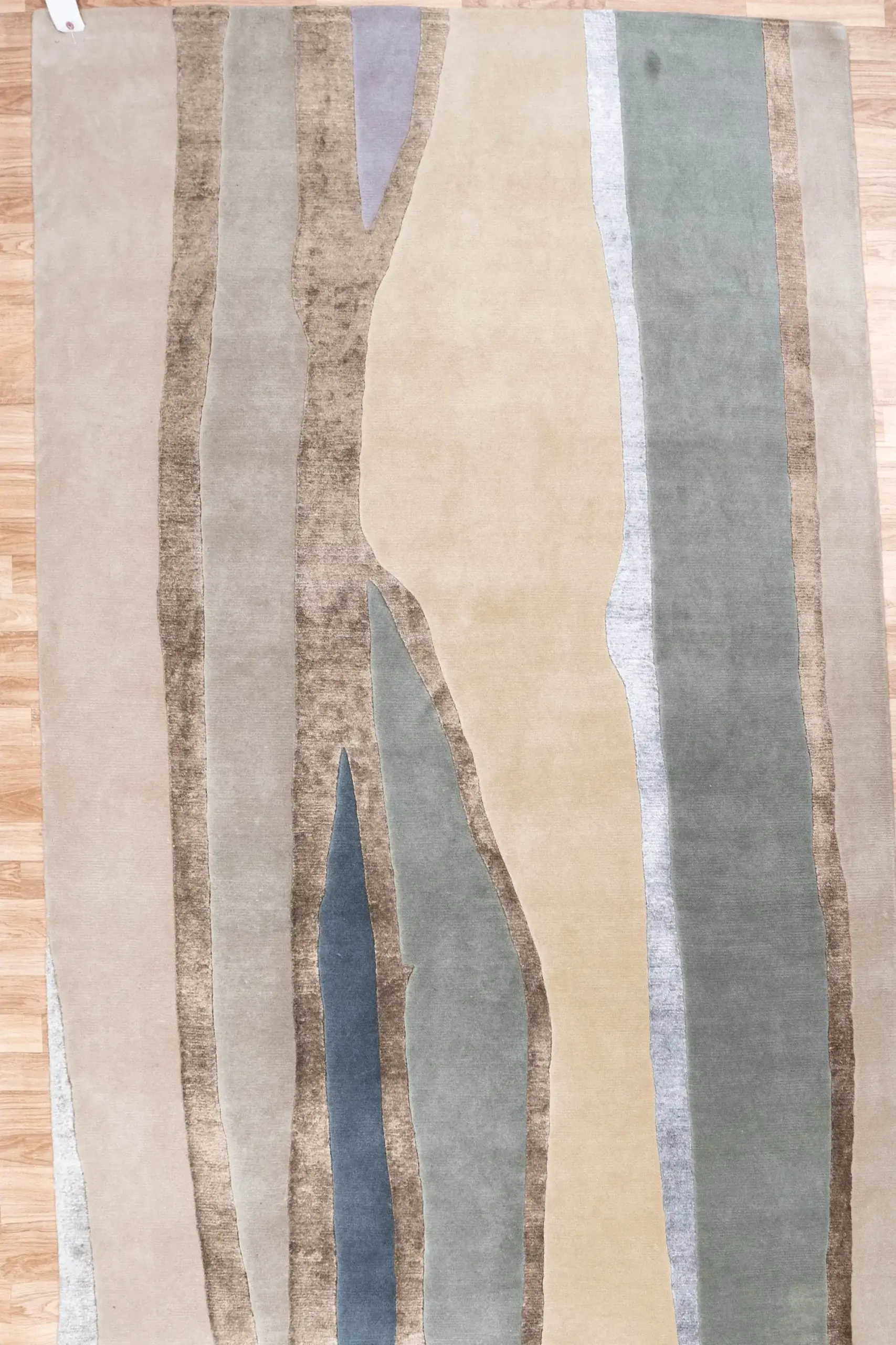 Tibet Wool Silk Rug 5.7 x 7.11'