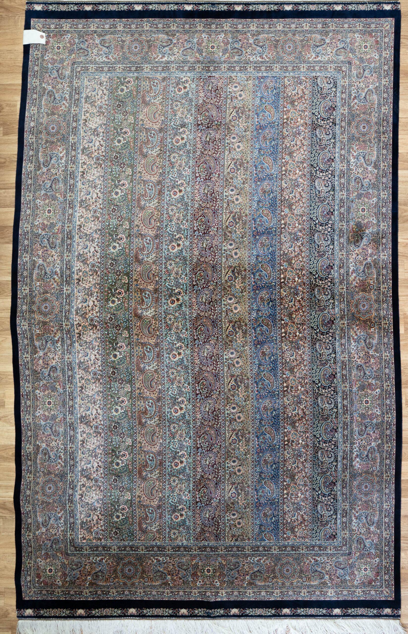 Qum Design Silk Rug 5'x7.7'