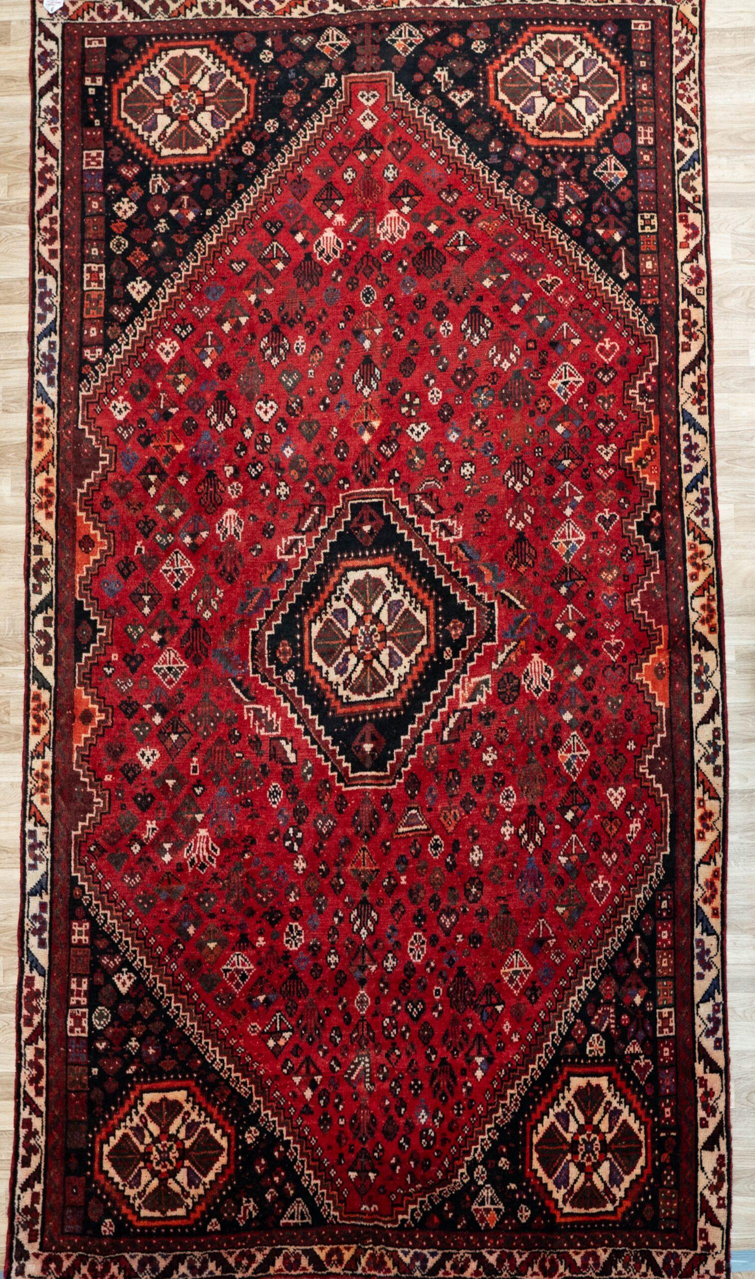 Qashqai Wool Rug 6.5'x9.5'